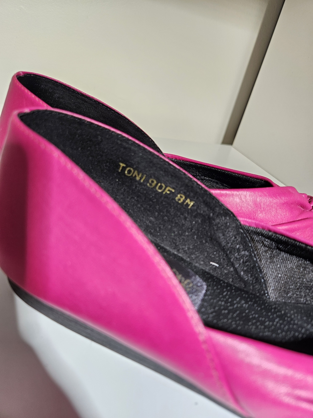Women’s Fuchsia Pink L.J Simone Gathered Leather Ballet Flats Size 8 - Picture 3 of 6